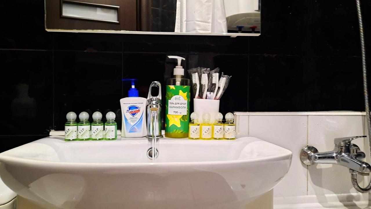 Sea Style - Сеть Апартаментов Alex Apartments Бесконтактное Заселение 24-7 Poltava Kamer foto