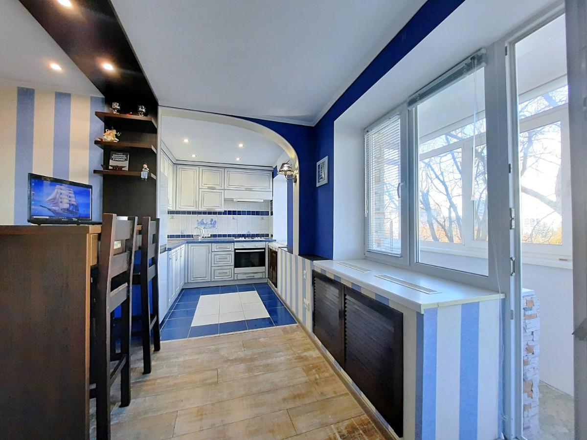 Sea Style - Сеть Апартаментов Alex Apartments Бесконтактное Заселение 24-7 Poltava Kamer foto
